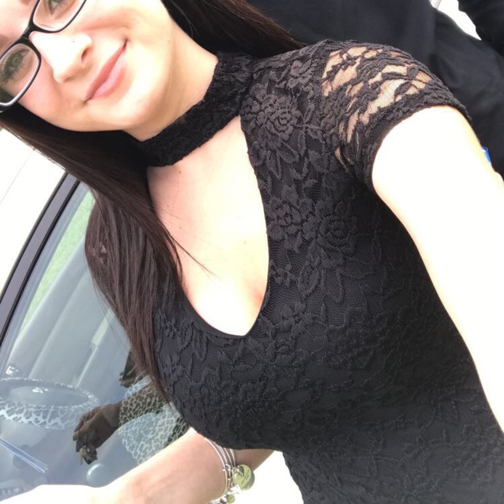 Dress - Picture 3 of 3